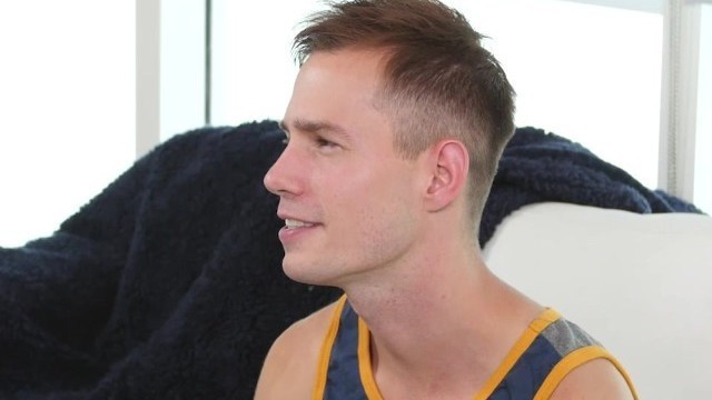 Gaycastings - Amateur Clean Cut Cameron Jakob Tries Out for Porngay