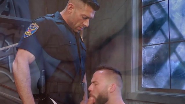 Hothouse Cop Caught Hunky Troublemaker and Fucks Himgay